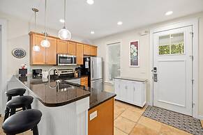 1381 Laurel Grove 3 Bedroom Home by RedAwning