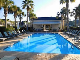 2465 Bungalo 4 Bedroom Home by RedAwning