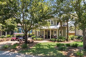 2465 Bungalo 4 Bedroom Home by RedAwning