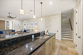 2465 Bungalo 4 Bedroom Home by RedAwning