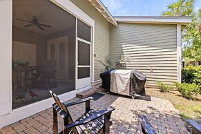 2465 Bungalo 4 Bedroom Home by RedAwning