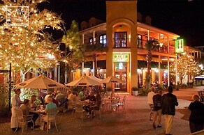 2465 Bungalo 4 Bedroom Home by RedAwning