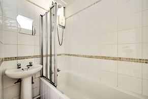 Henderson - New Town Apartment