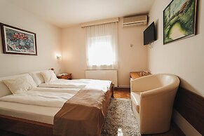 B&B Passage