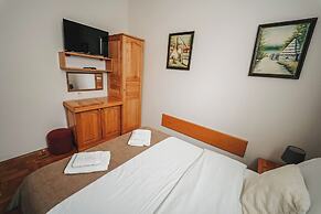 B&B Passage