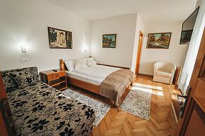 B&B Passage
