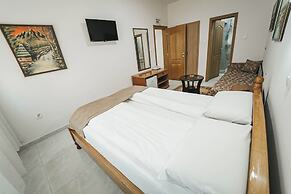 B&B Passage