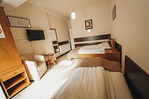 B&B Passage