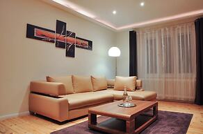 Best City Home Apartment