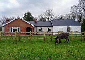 Lough Shore Cottage