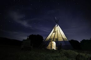 Wakana Lake Glamping