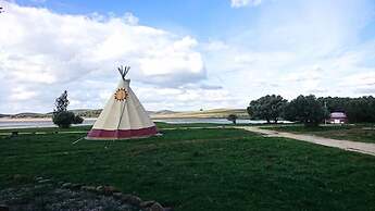 Wakana Lake Glamping