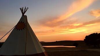 Wakana Lake Glamping