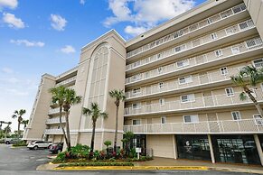 Destin On The Gulf 407 2 Bedroom Condo by RedAwning