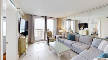 Destin On The Gulf 407 2 Bedroom Condo by RedAwning