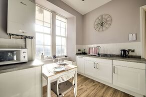 Oxford - New Town Apartment