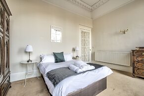 Oxford - New Town Apartment