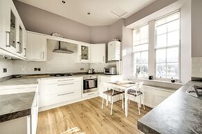 Oxford - New Town Apartment