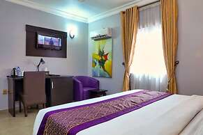 Glo-ran Hotel and Event Place