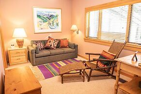 Potato Patch Club 22 3 Bedroom Townhouse by RedAwning