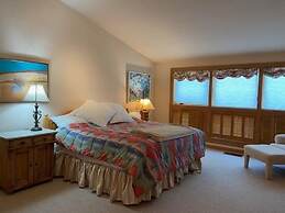 Potato Patch Club 22 3 Bedroom Townhouse by RedAwning