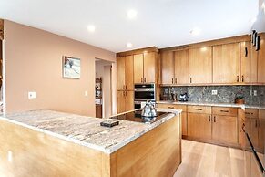 Potato Patch Club 22 3 Bedroom Townhouse by RedAwning