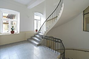 Apartment F9