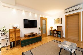 Apartment F9