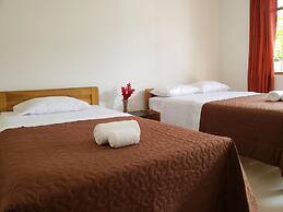 Country Club Eco - Casa Jardín