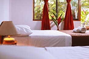 Country Club Eco - Casa Jardín