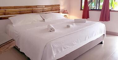 Country Club Eco - Casa Jardín