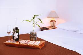 Country Club Eco - Casa Jardín