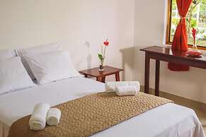 Country Club Eco - Casa Jardín