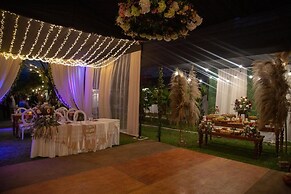 Country Club Eco - Casa Jardín