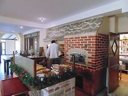 Fortuna Hotel & Restaurant