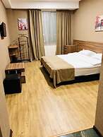 Lords Hotel