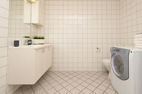 Nordic Host - Dronningens Gate 12