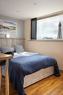 Blackpool Abode - Seaside Suites