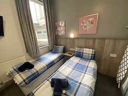 Blackpool Abode - Seaside Suites
