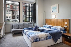 Blackpool Abode - Seaside Suites