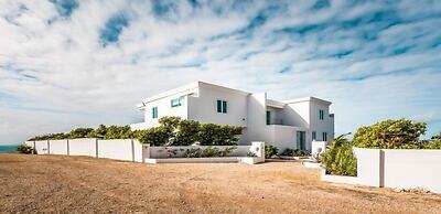 Villa Tequila Sunrise