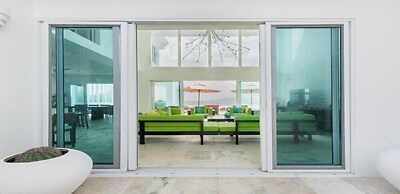 Villa Tequila Sunrise