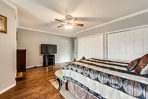 Beautiful Kayewood Waterfront Retreat