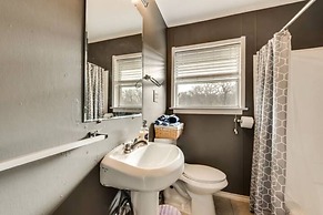 Beautiful Kayewood Waterfront Retreat