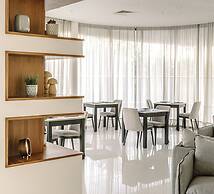 Longevity Health and Wellness Hotel - Adults Only