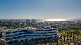 Longevity Health and Wellness Hotel - Adults Only