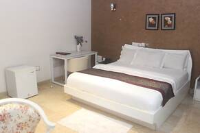 Beautiful Gate Hotel