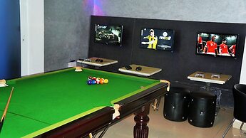 Beautiful Gate Hotel