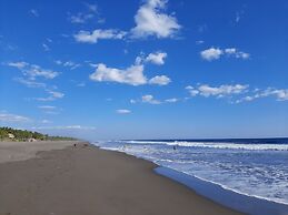 Capricho Beach House