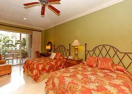 Upgraded Villa La Estancia W/view